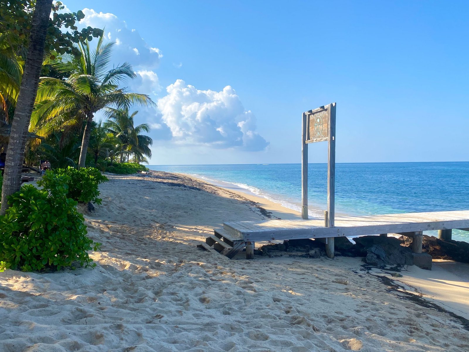 Camp Bay beach, Honduras
